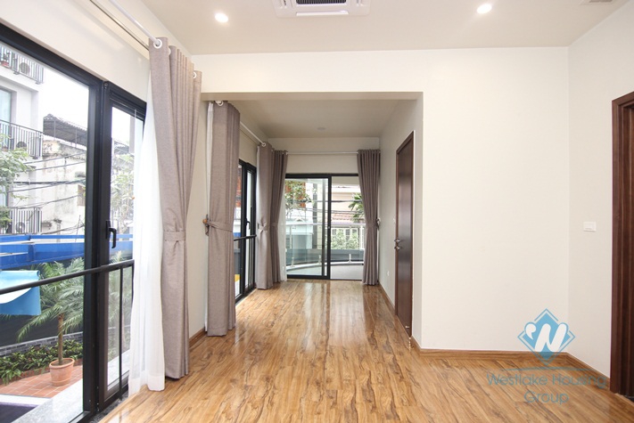 02 floor apartment with swimming for rent in Xuan dieu st, Tay Ho district 